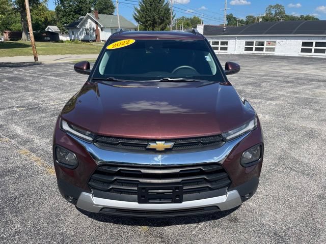 Used 2022 Chevrolet TrailBlazer LT w/ Convenience Package FWD image 2