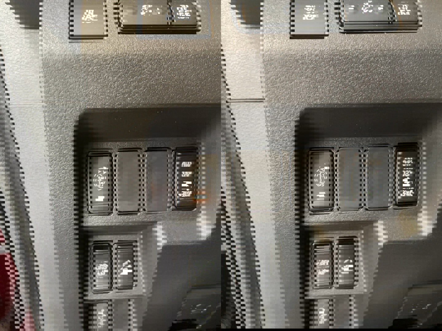 Used 2023 Nissan Frontier SV w/ Technology Package image 16