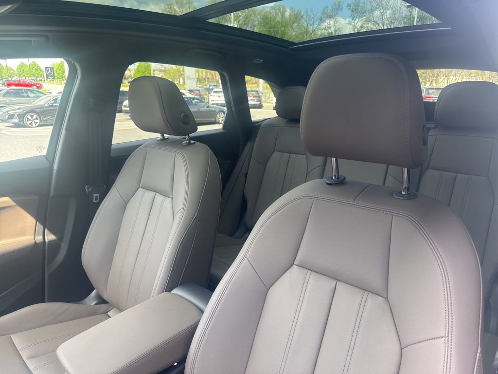 Certified 2025 Audi Q5 Premium w/ Premium Plus AWD/4WD image 29