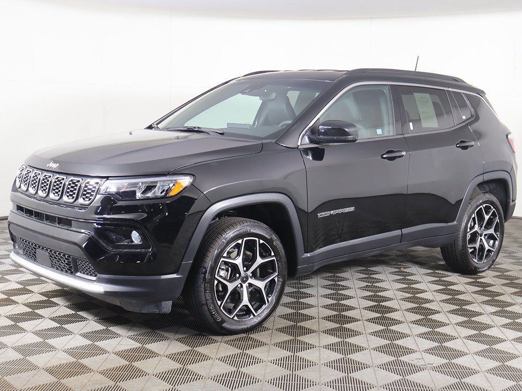 Used 2026 Jeep Compass Limited AWD/4WD image 9