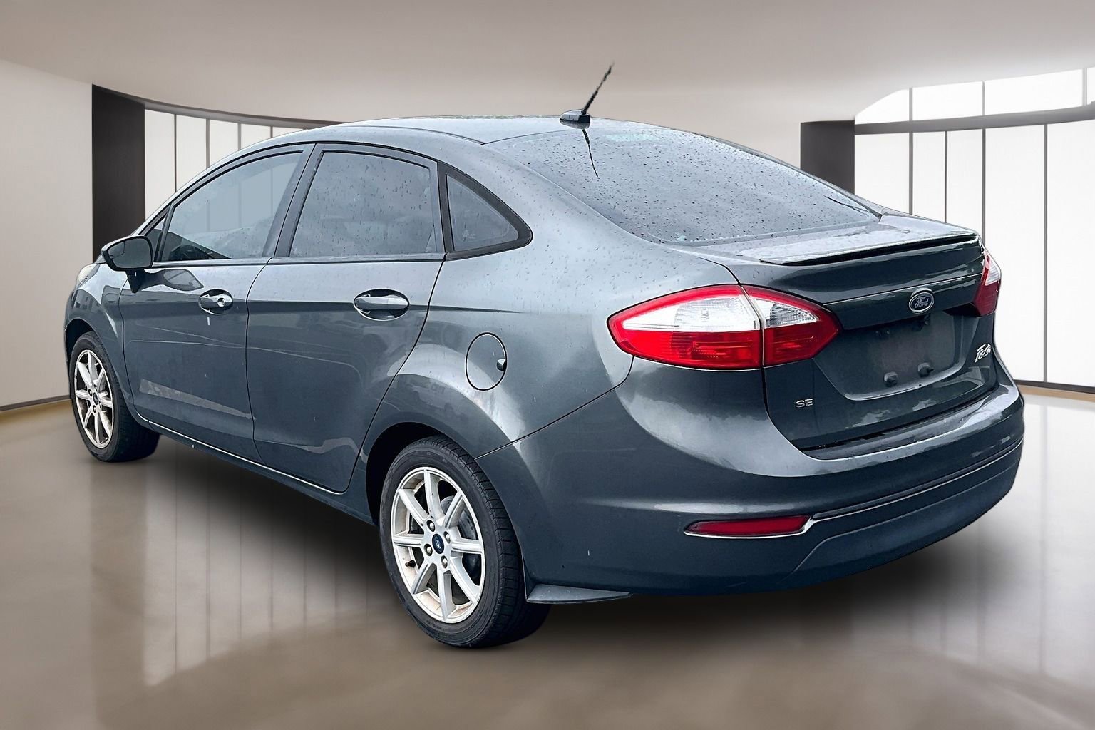 Used 2019 Ford Fiesta SE w/ Equipment Group 201A FWD image 4