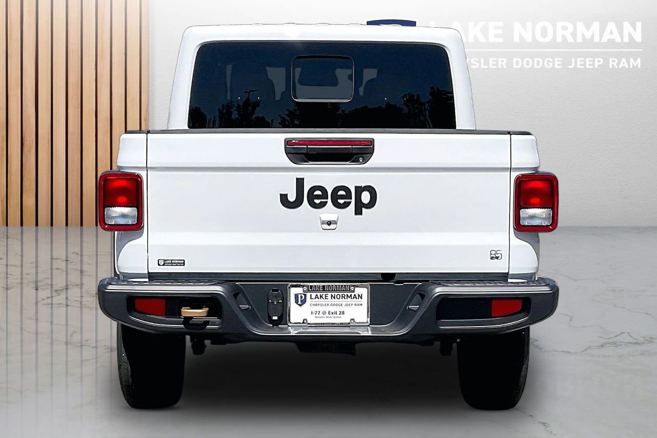 New 2026 Jeep Gladiator Sport AWD/4WD image 8