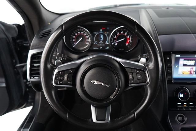Used 2018 Jaguar F-TYPE Coupe image 20