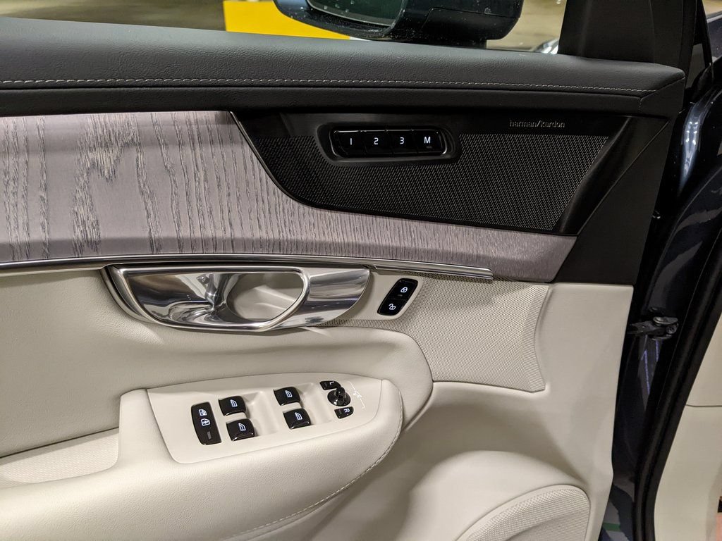 New 2026 Volvo XC90 T8 Ultra AWD/4WD image 10