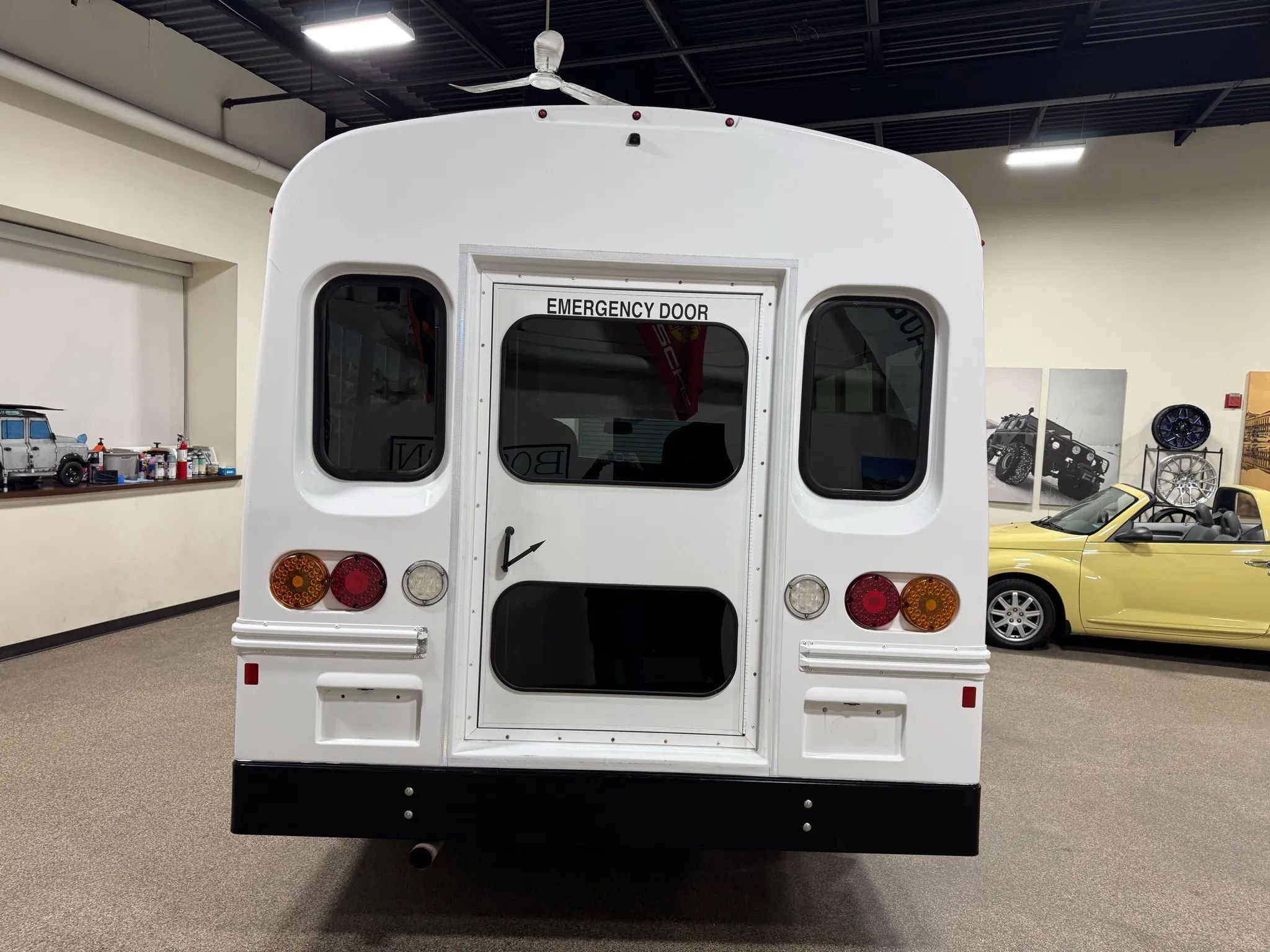 Used 2019 Chevrolet Express 3500 w/ School Bus Package image 14