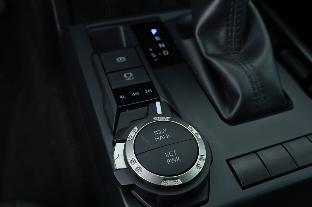 Used 2025 Toyota Tacoma SR5 image 16