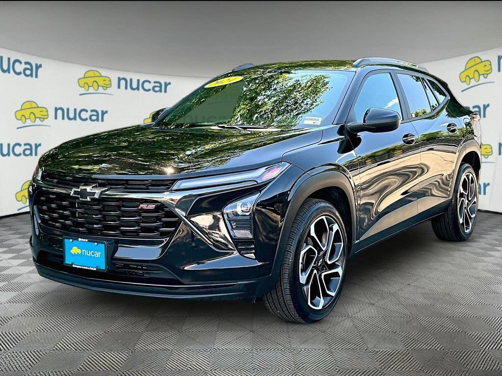 Used 2024 Chevrolet Trax RS FWD image 3