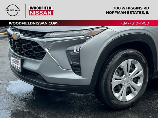 Used 2024 Chevrolet Trax LS FWD image 8