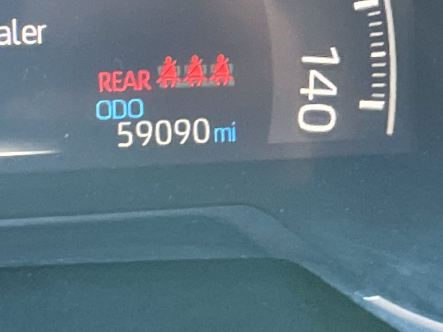 Used 2019 Toyota RAV4 Limited w/ Cold Weather Package FWD image 18