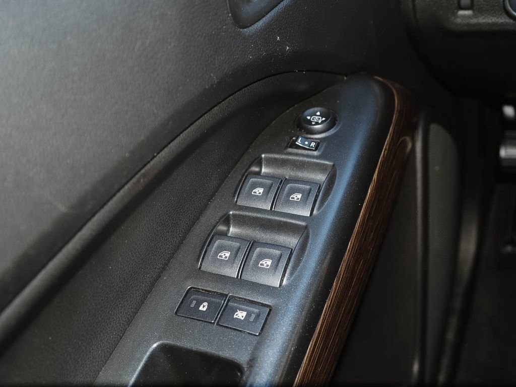 Used 2018 GMC Canyon Denali image 28