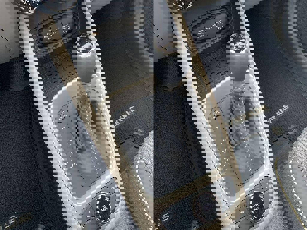 New 2025 Hyundai Venue Limited image 46