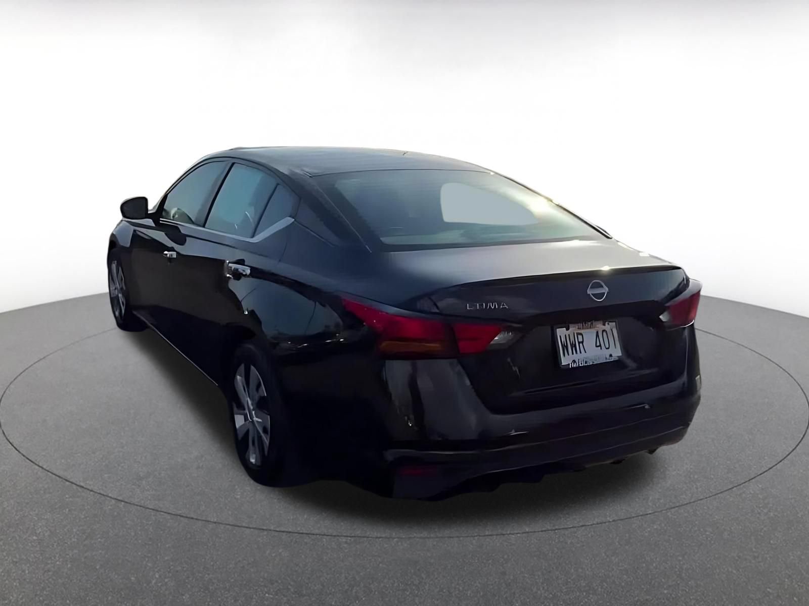 Used 2023 Nissan Altima 2.5 S FWD image 9