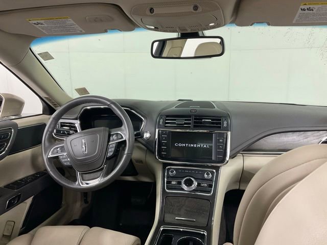 Used 2017 Lincoln Continental Reserve w/ Climate Package AWD/4WD image 24