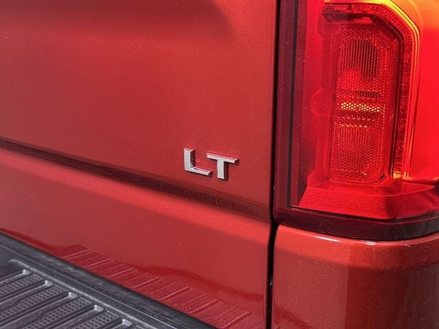 Used 2025 Chevrolet Silverado 1500 LT Trail Boss w/ Convenience Package II AWD/4WD image 33