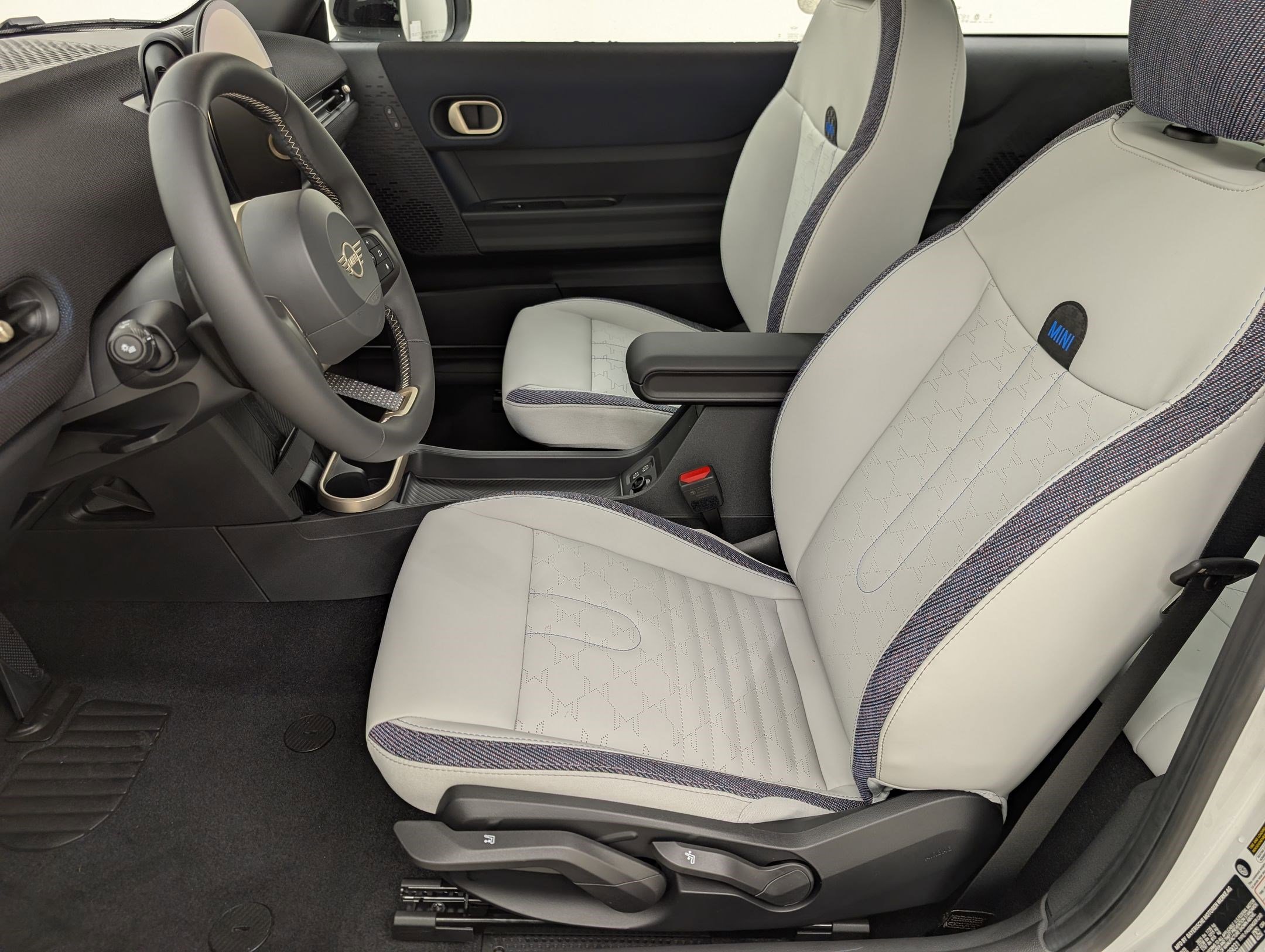 New 2026 MINI Cooper S image 5