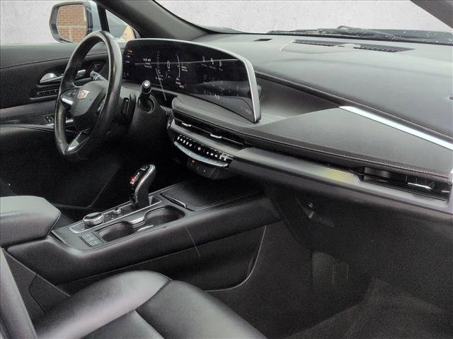 Used 2023 Cadillac XT4 Premium Luxury image 21