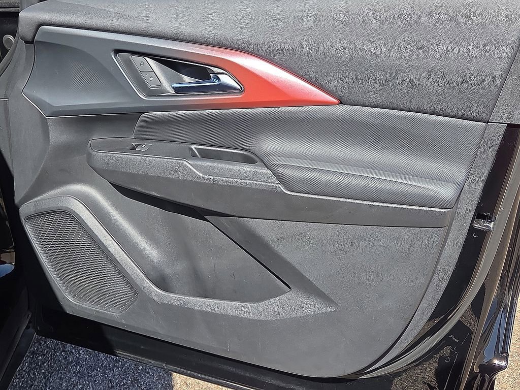 Used 2024 Chevrolet Equinox EV RS image 14