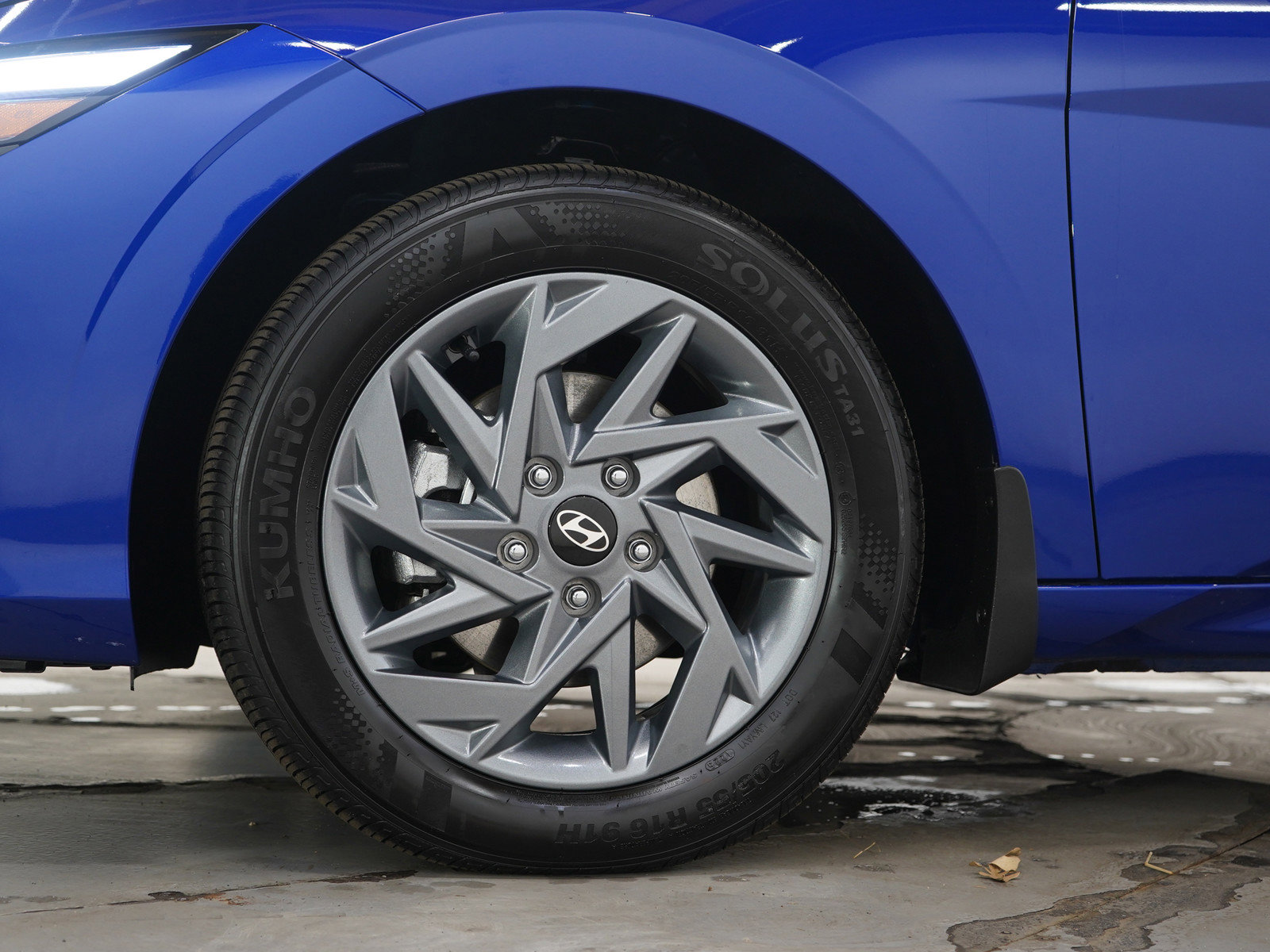 Certified 2025 Hyundai Elantra Blue image 28