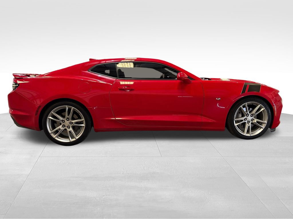 Used 2019 Chevrolet Camaro SS RWD image 6