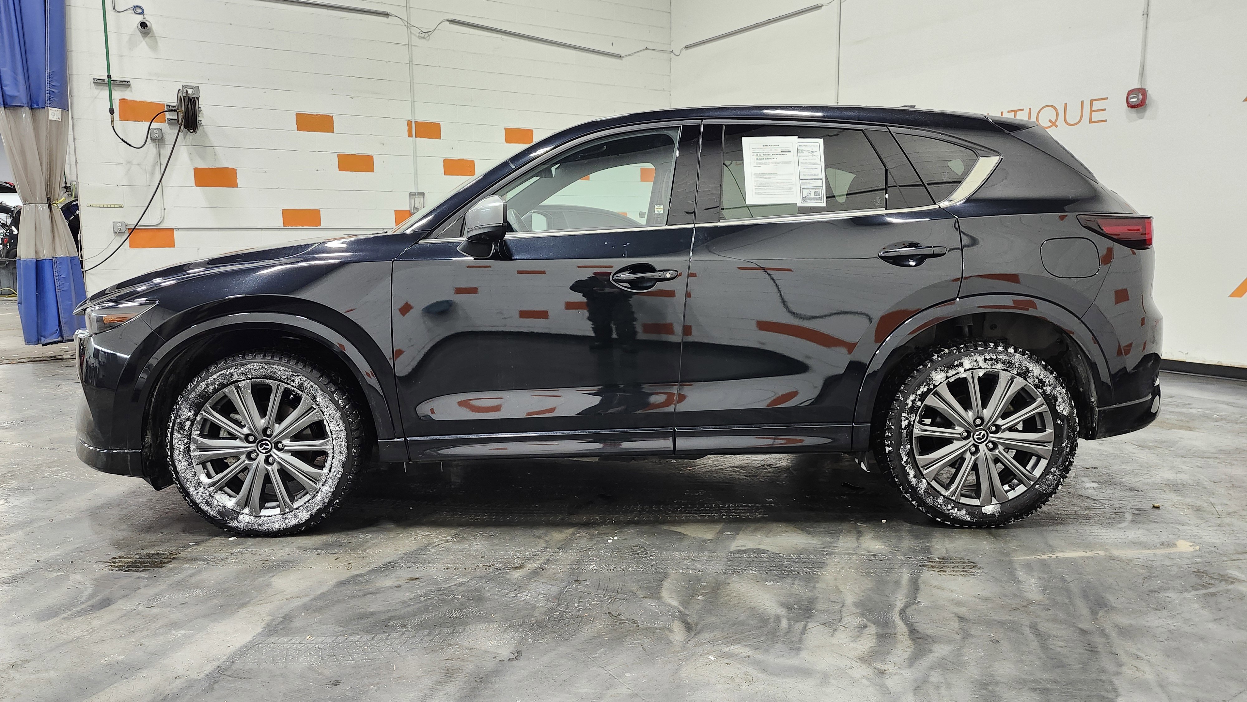 Used 2024 MAZDA CX-5 Signature image 16