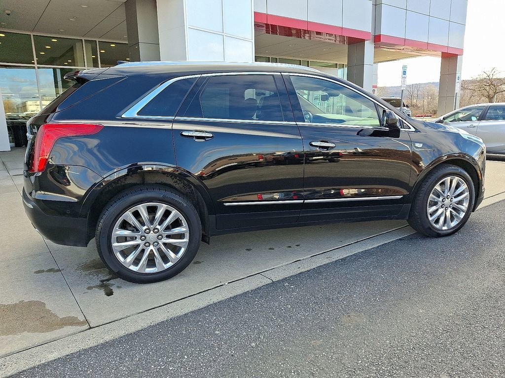Used 2019 Cadillac XT5 Platinum AWD/4WD image 11