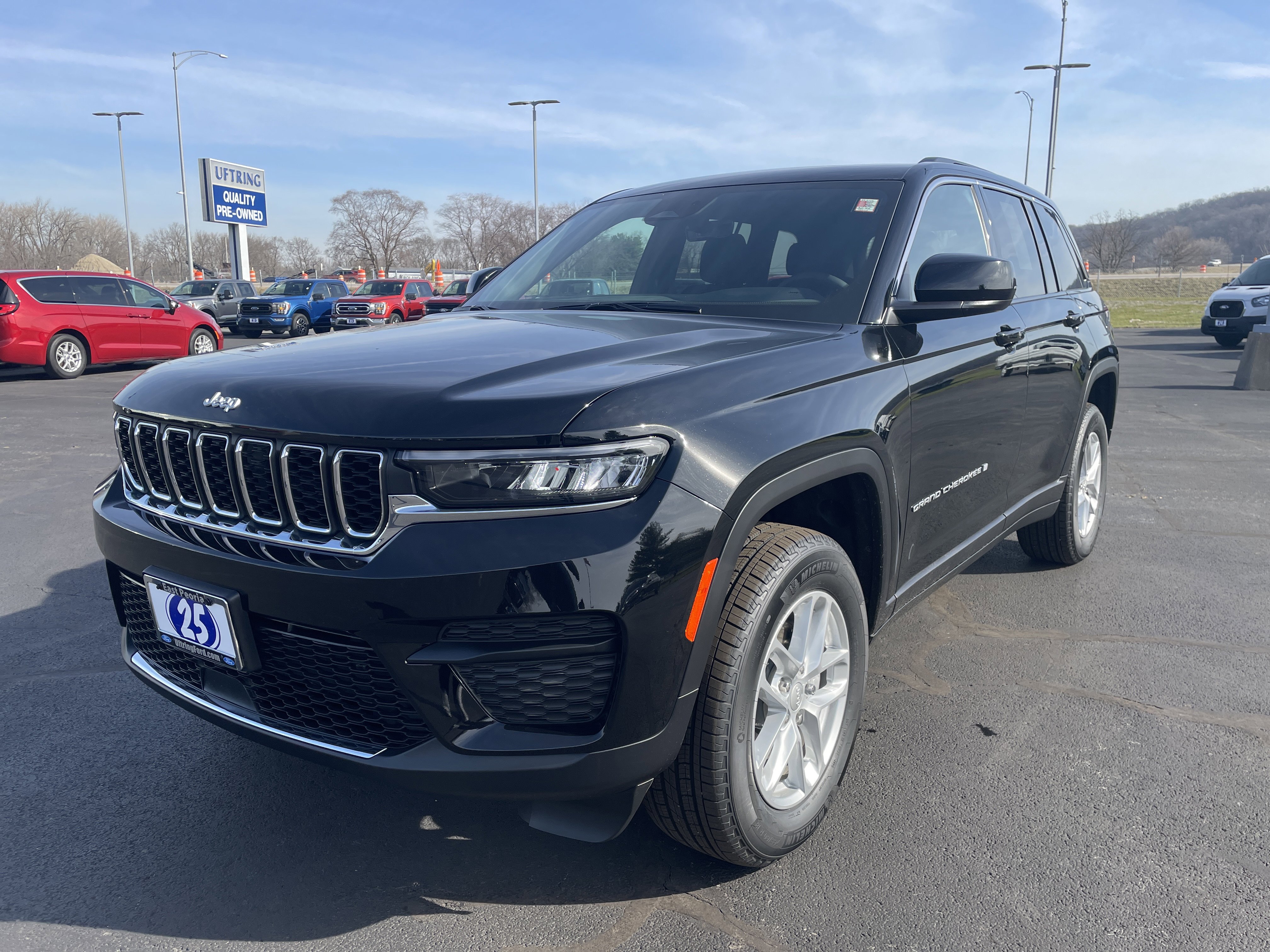 Used 2025 Jeep Grand Cherokee Laredo X video 1