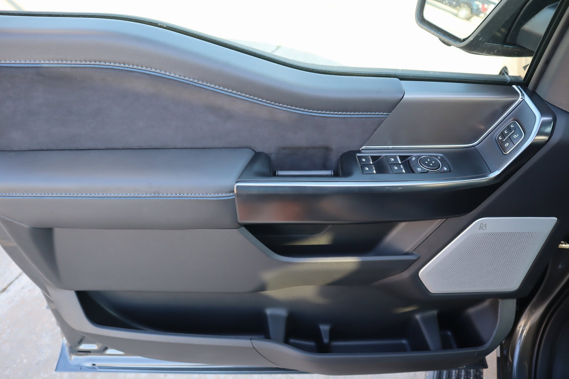 New 2025 Ford F150 Platinum w/ Equipment Group 702A High image 20