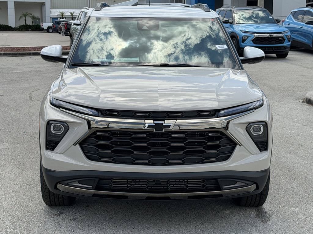 New 2026 Chevrolet TrailBlazer ACTIV w/ Driver Confidence Package FWD image 3