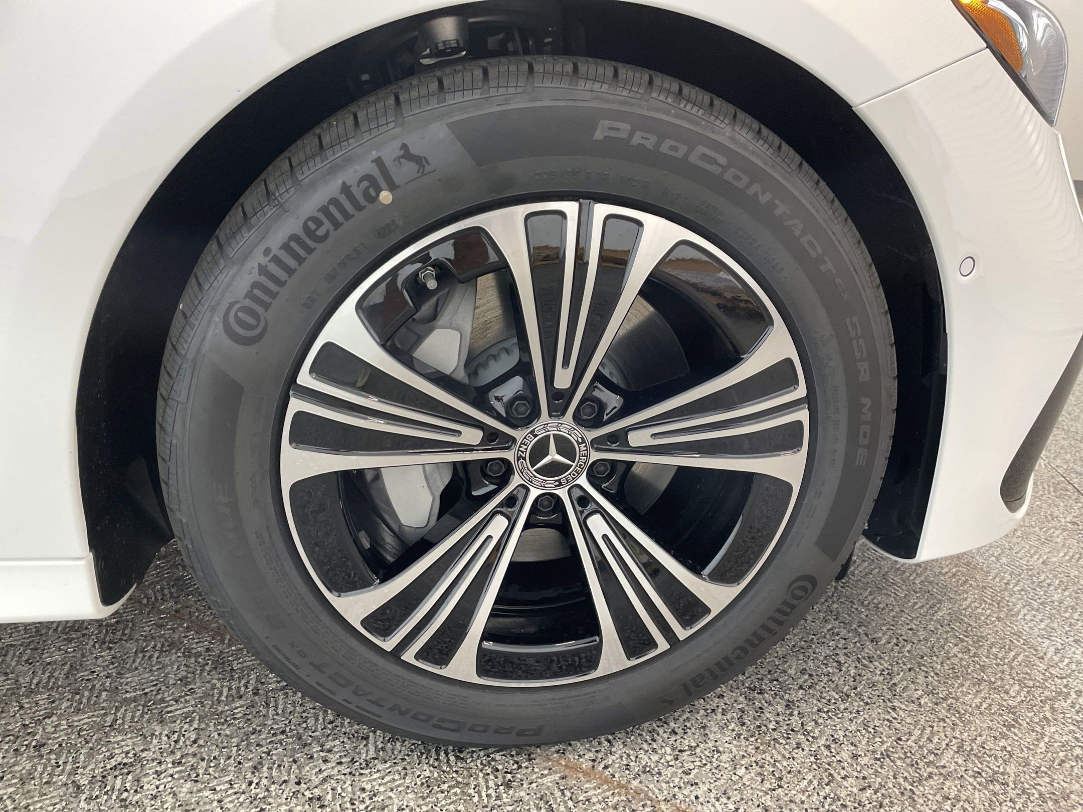 Certified 2025 Mercedes-Benz E 350 Sedan image 33