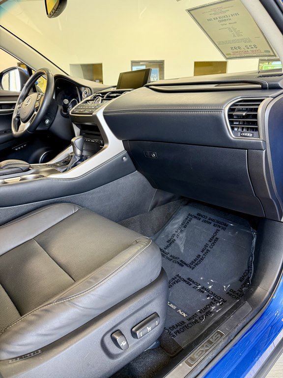 Used 2016 Lexus NX 300h FWD w/ Luxury Package image 15