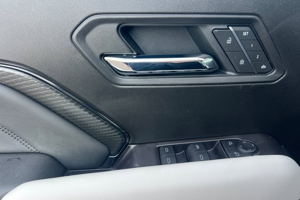 New 2026 GMC Canyon AT4X w/ AT4X AEV Edition image 8