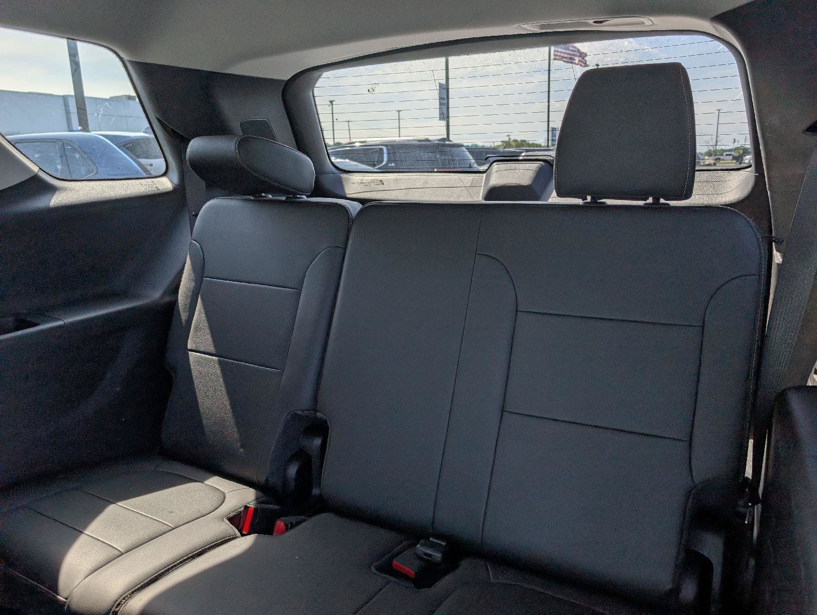 Used 2021 Chevrolet Traverse RS AWD/4WD image 11