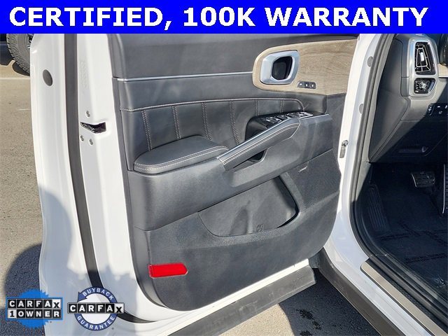 Certified 2023 Kia Sorento SX Prestige image 12