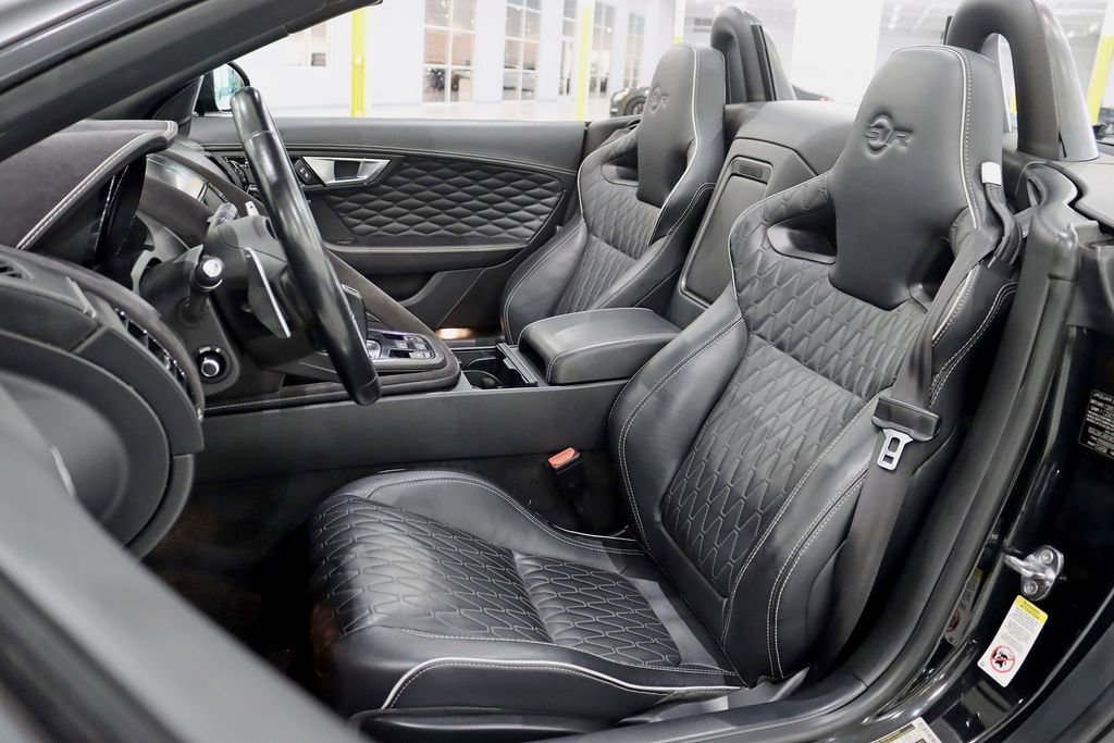 Used 2017 Jaguar F-TYPE SVR AWD/4WD image 23