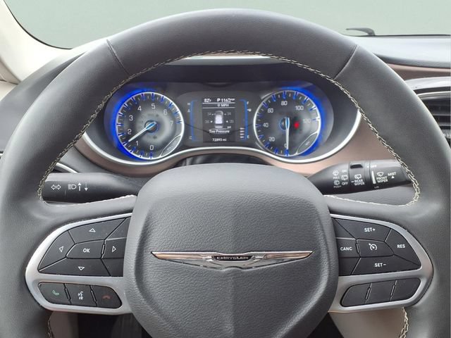 Used 2023 Chrysler Voyager LX FWD image 9