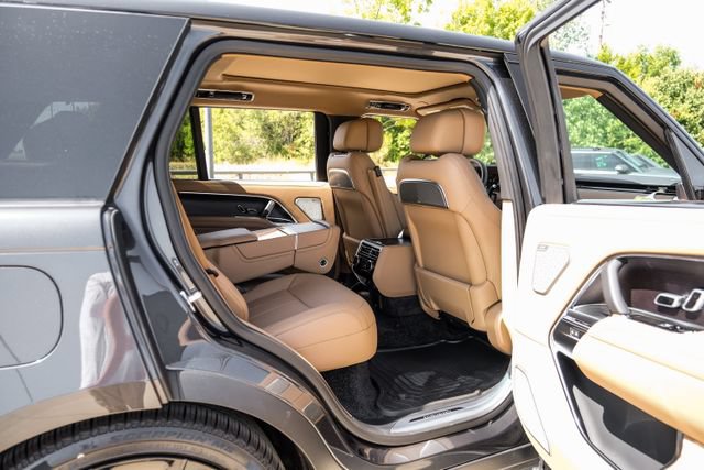 New 2026 Land Rover Range Rover Long Wheelbase Autobiography AWD/4WD image 47