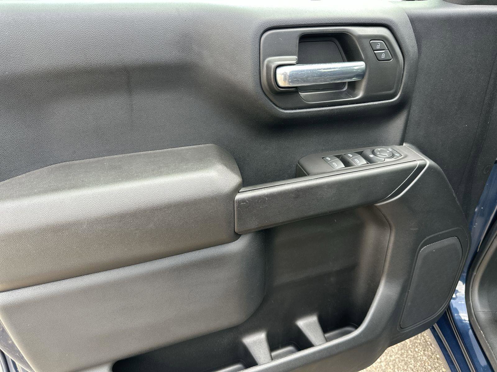 Certified 2021 Chevrolet Silverado 1500 Custom image 20