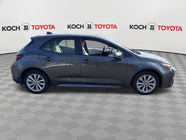 Certified 2025 Toyota Corolla SE FWD image 9