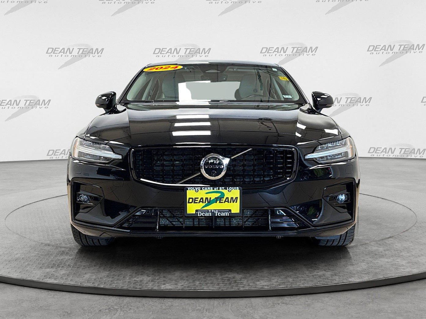 Used 2024 Volvo S60 B5 Plus FWD image 7