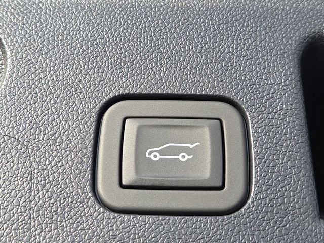 New 2026 GMC Terrain AT4 image 8