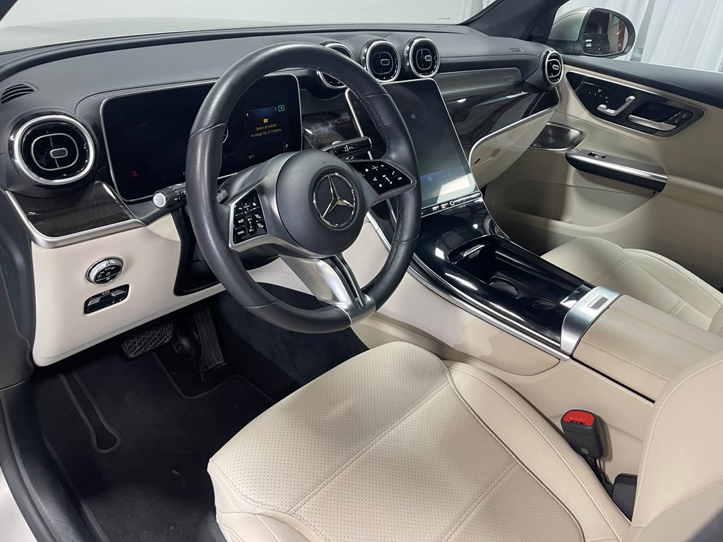 Used 2023 Mercedes-Benz GLC 300 4MATIC image 21
