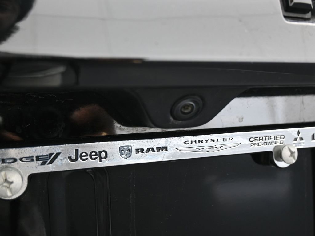 Used 2021 Jeep Grand Cherokee Laredo X RWD image 30