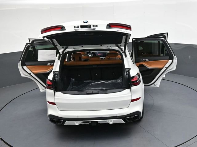 New 2026 BMW X5 M60i w/ Executive Package image 40