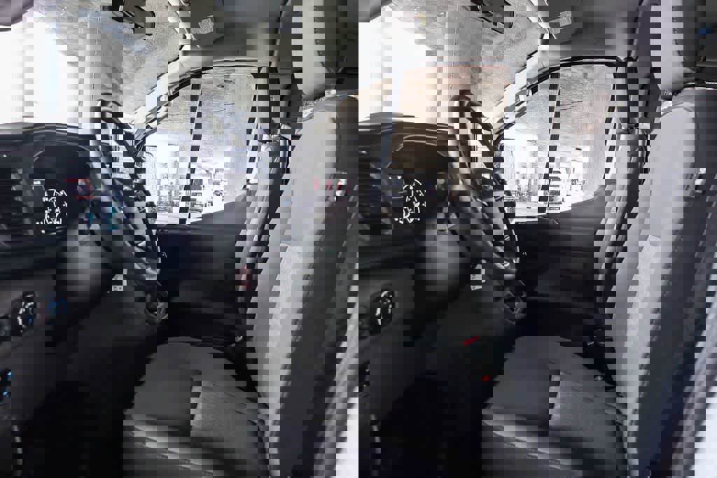 Used 2023 Ford Transit 350 XLT image 16