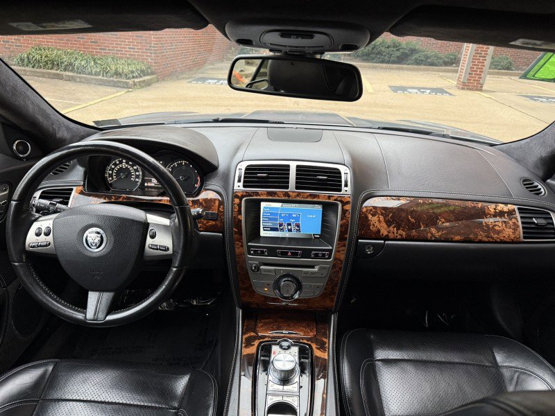 Used 2011 Jaguar XK Coupe image 19