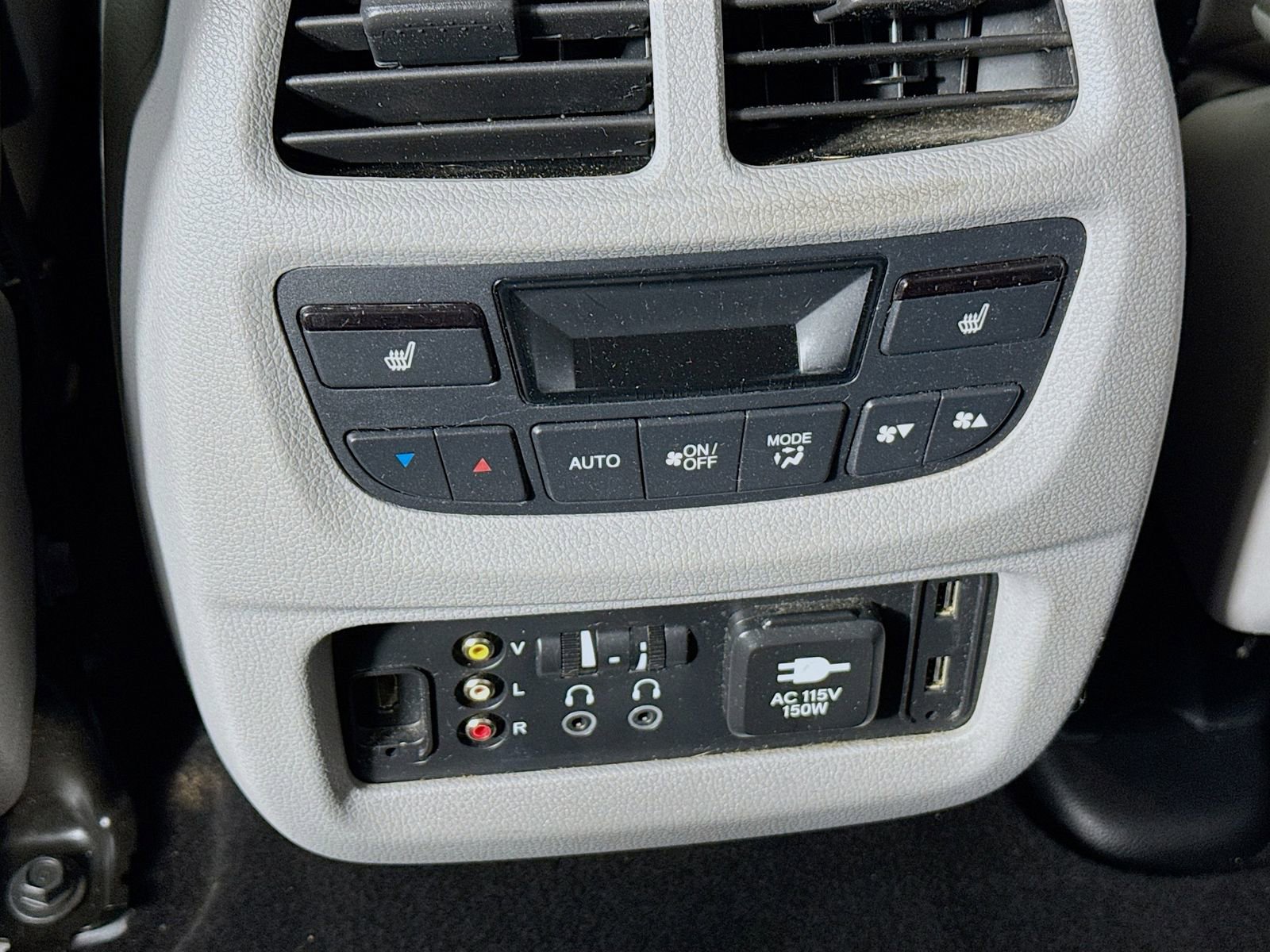 Used 2017 Honda Pilot Elite image 21