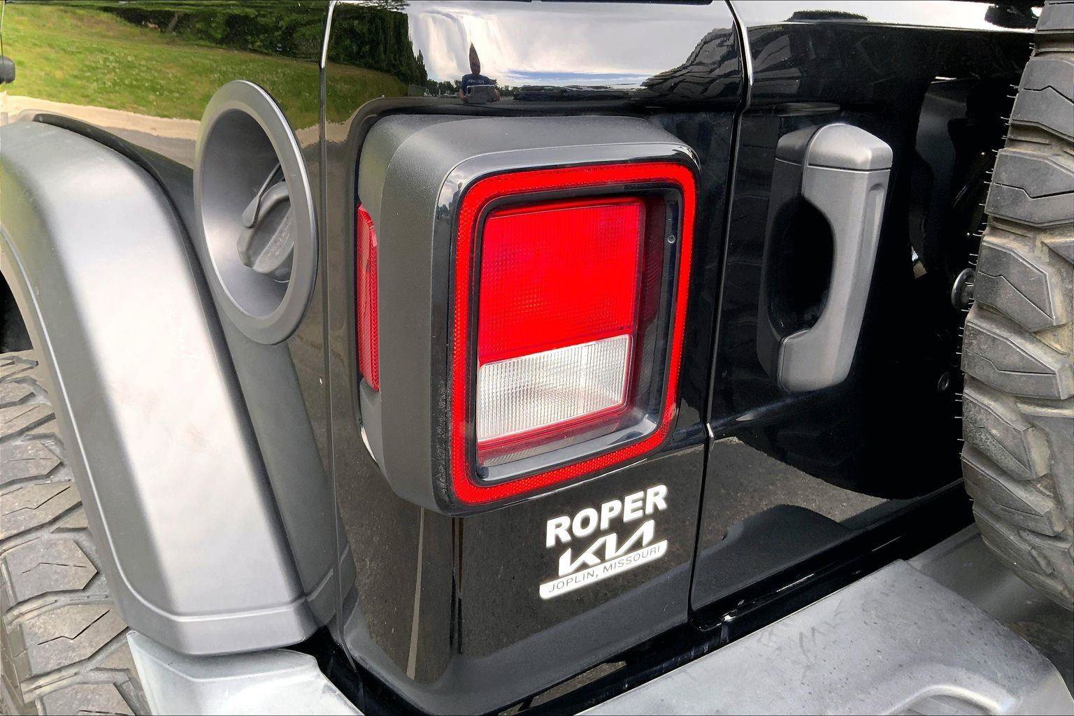 Used 2021 Jeep Wrangler Unlimited Sport AWD/4WD image 26