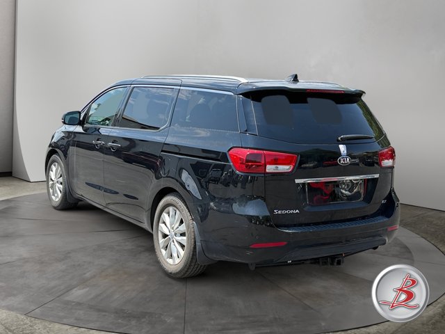 Used 2016 Kia Sedona EX FWD image 5