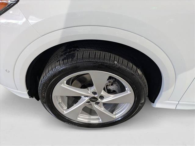 New 2025 Audi Q5 Premium w/ Premium Plus AWD/4WD image 18