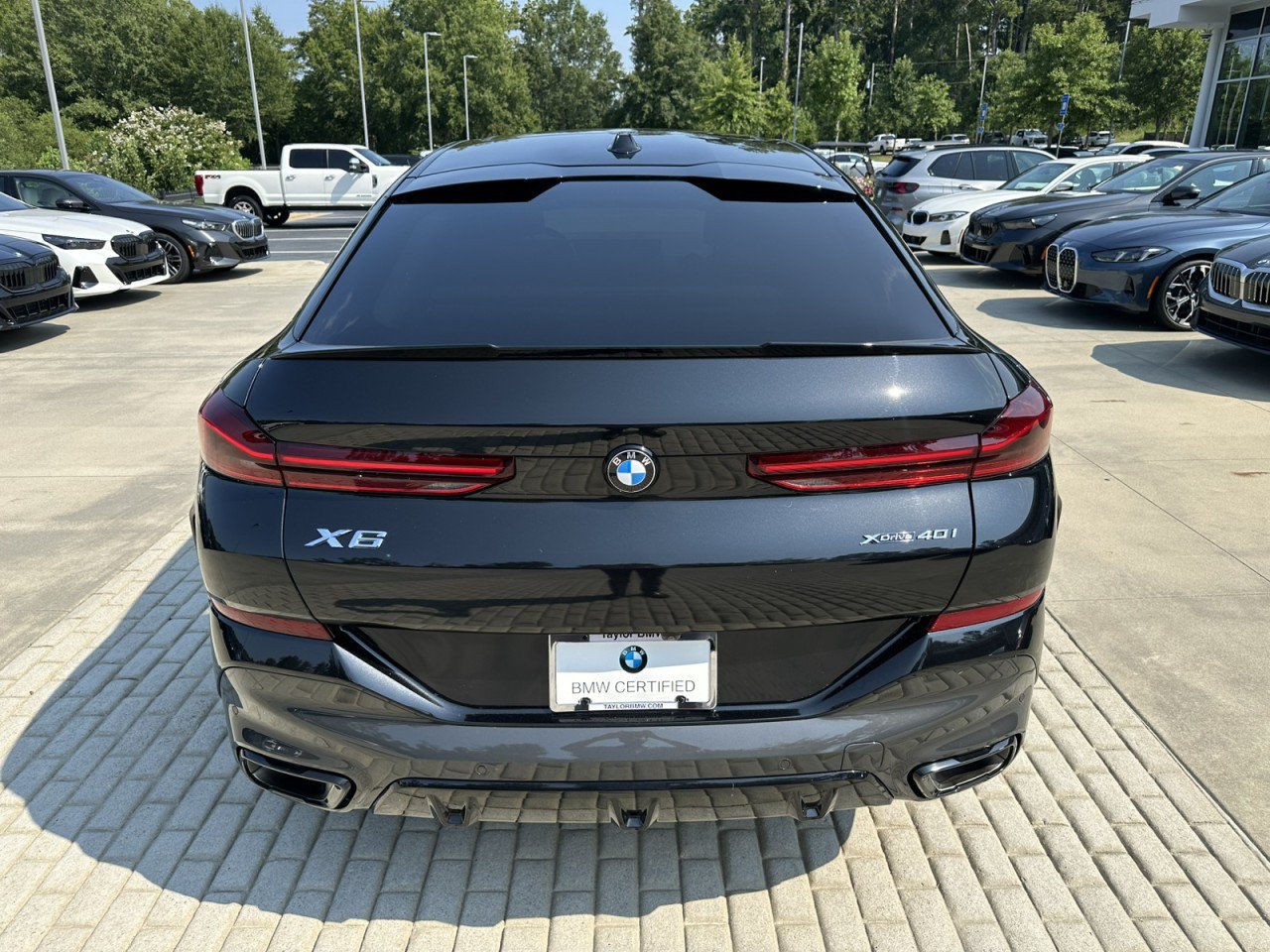 Used 2024 BMW X6 xDrive40i w/ M Sport Professional Package AWD/4WD image 21